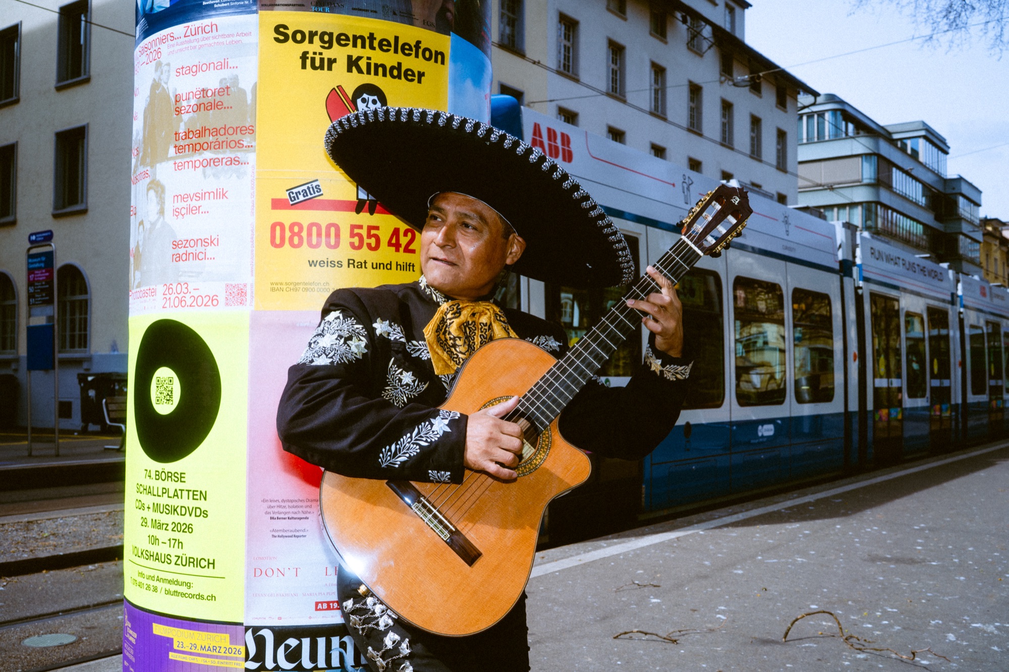 Professional portrait Zürich — speaker bio headshot